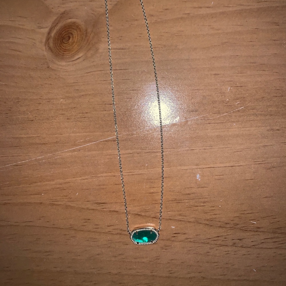 Kendra Scott Necklace!!!